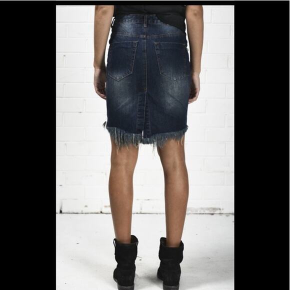 One Teaspoon Le tiger Distressed Skirt size 24 XS - Picture 2 of 7